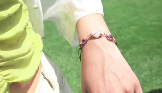 自然の輝きと手巻きの温もり「être à l’aise」のワイヤージュエリー